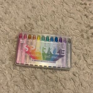 Pretty watercolor gel crayons